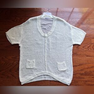 Chic White V-Neck Sweater Size Large